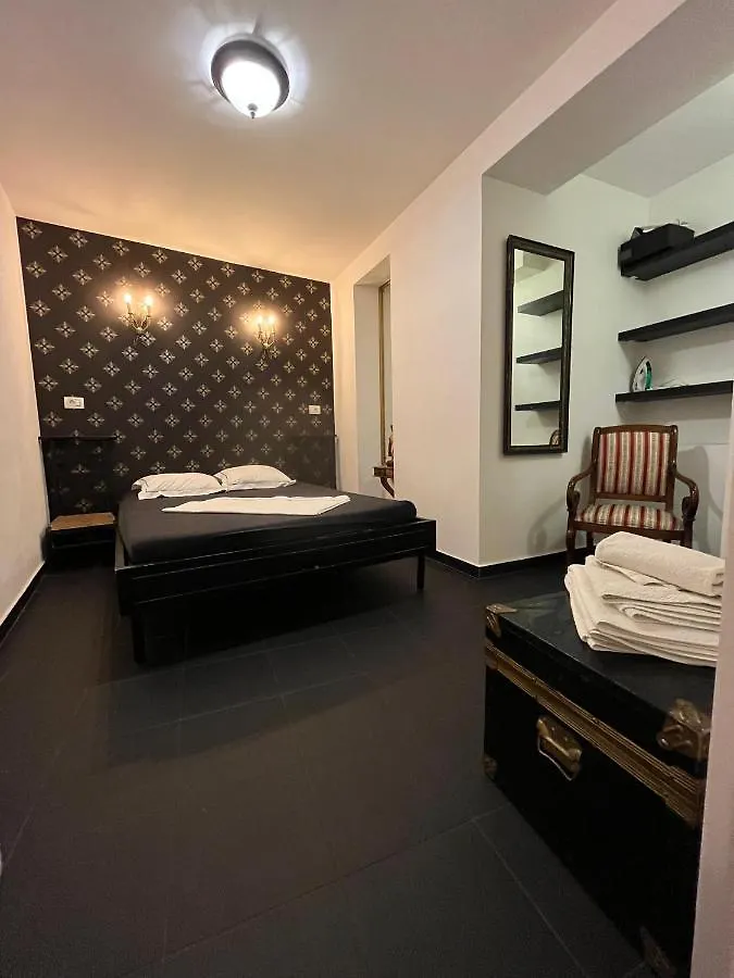 Old Town Napoleon Crib Apartment Bucharest